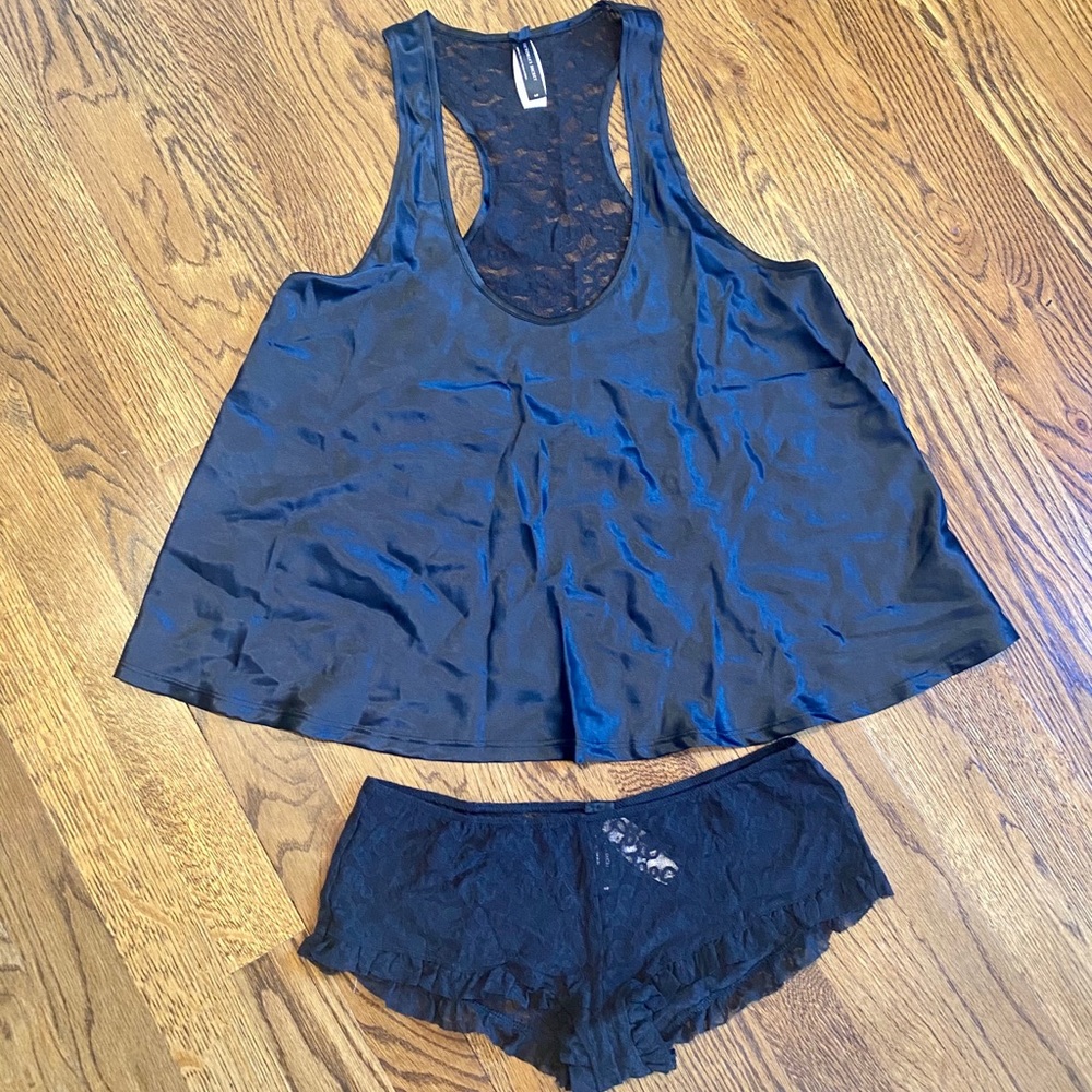COPY - NEW- sexy Victoria’s Secret lingerie set